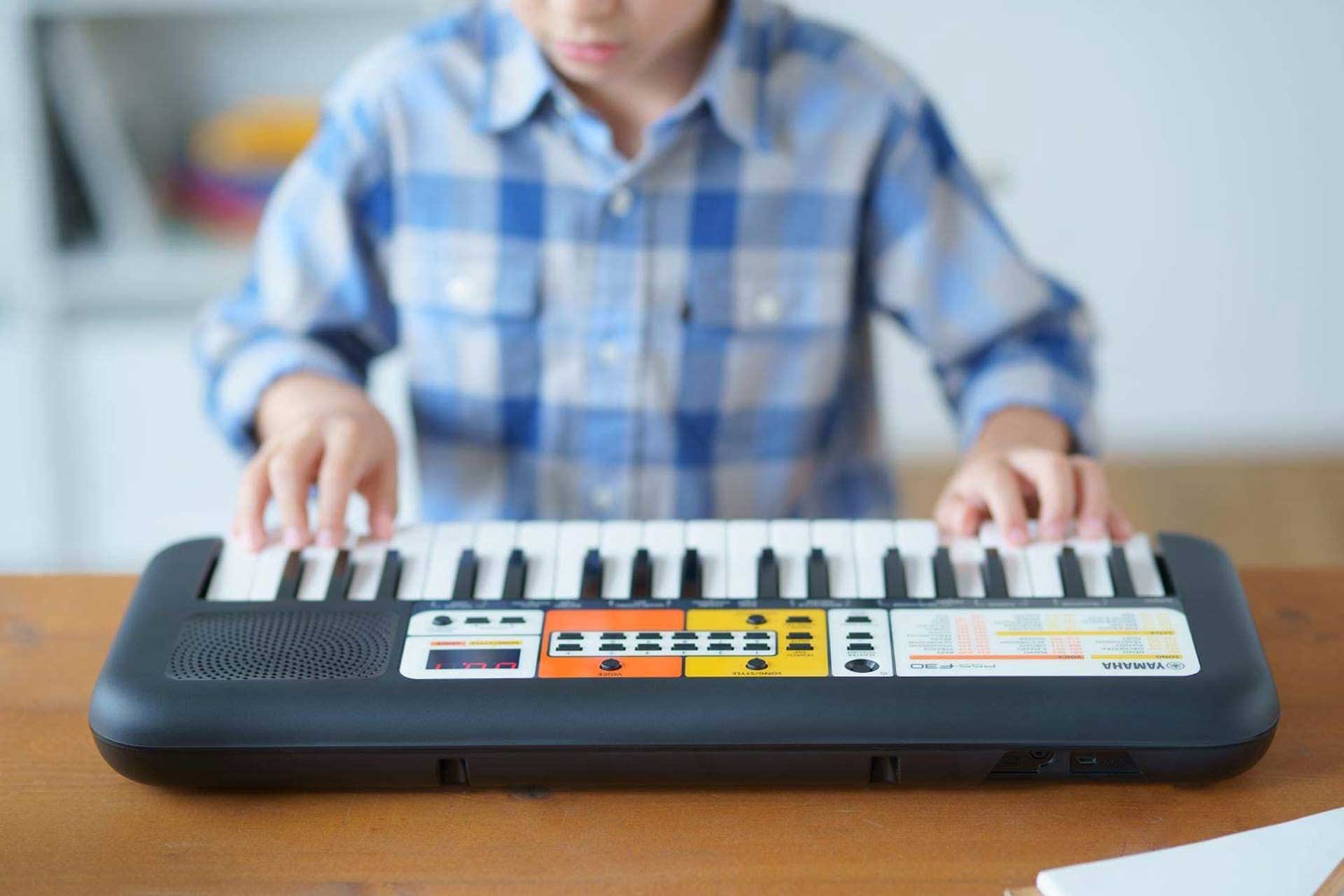 Yamaha PSS-F30 im Test » Mini-Keyboard für Kinder